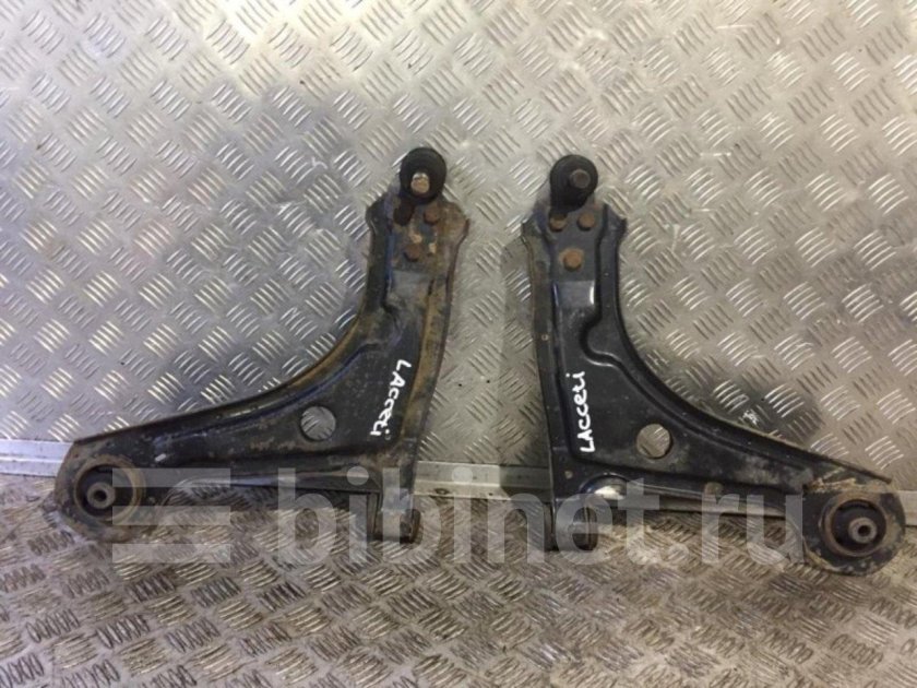 Рычаг подвески Шевроле Лачетти