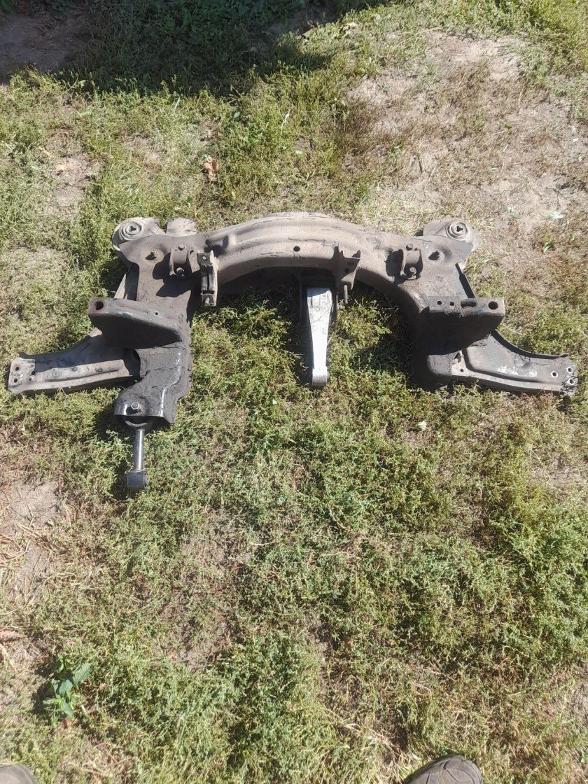 Подрамник фольксваген пассат б3