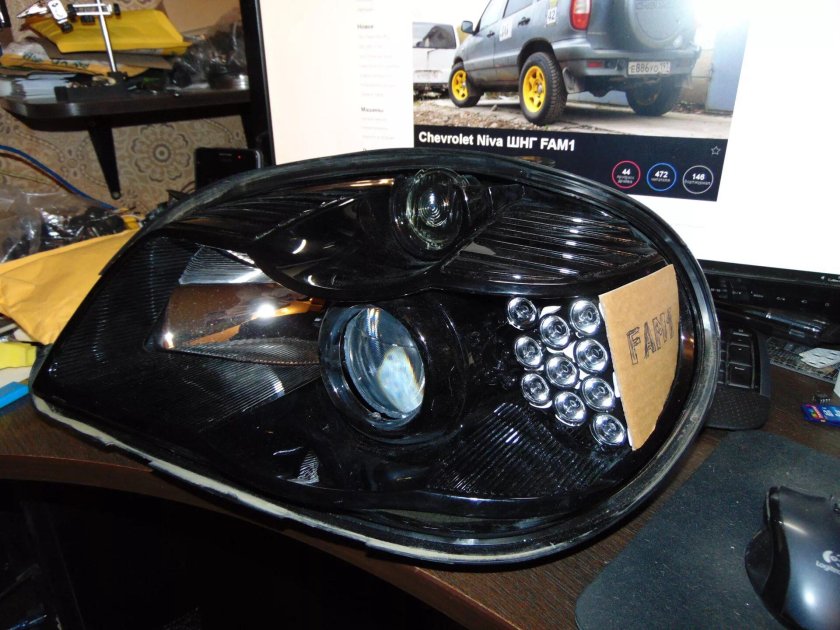 Чёрные фары Нива Шевроле