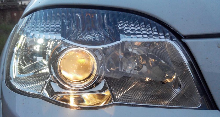 Лампа ближнего света Chevrolet Нива 2123
