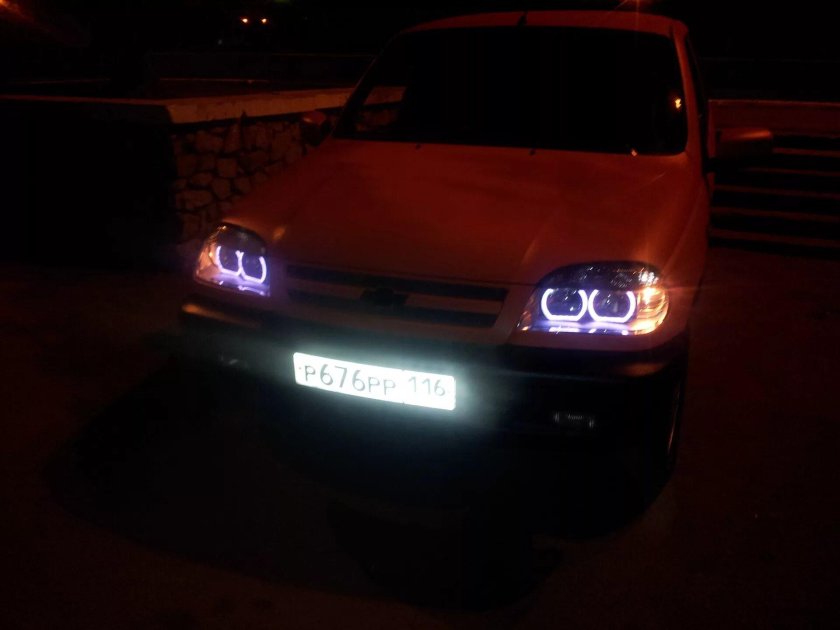 Ангельские глазки Нива Шевроле