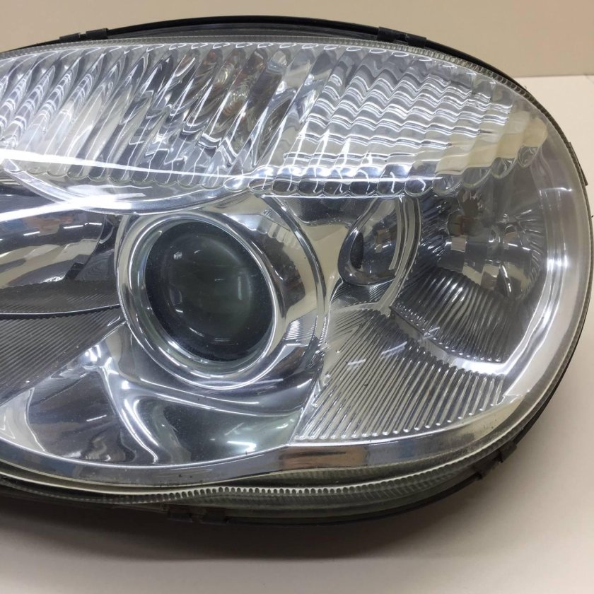 Фара (блок фара) 2123 шевроле нива