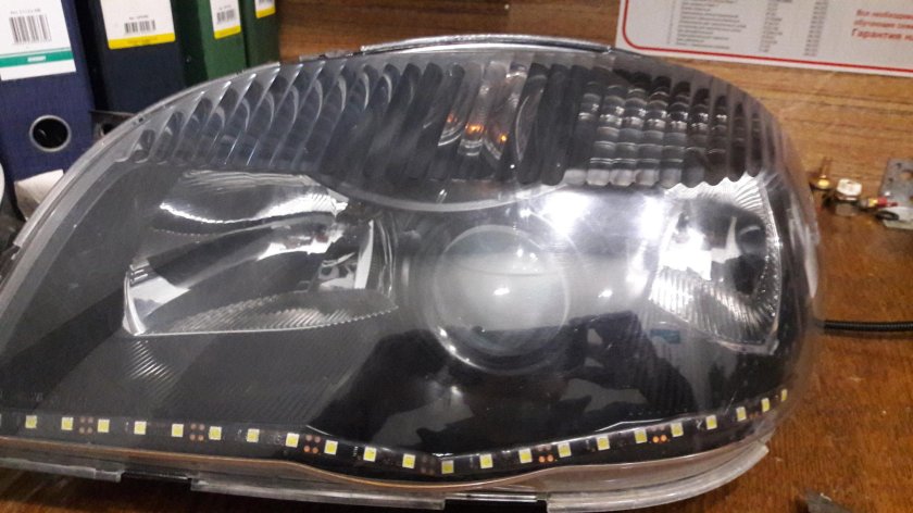 Фара Нива Шевроле Бертоне