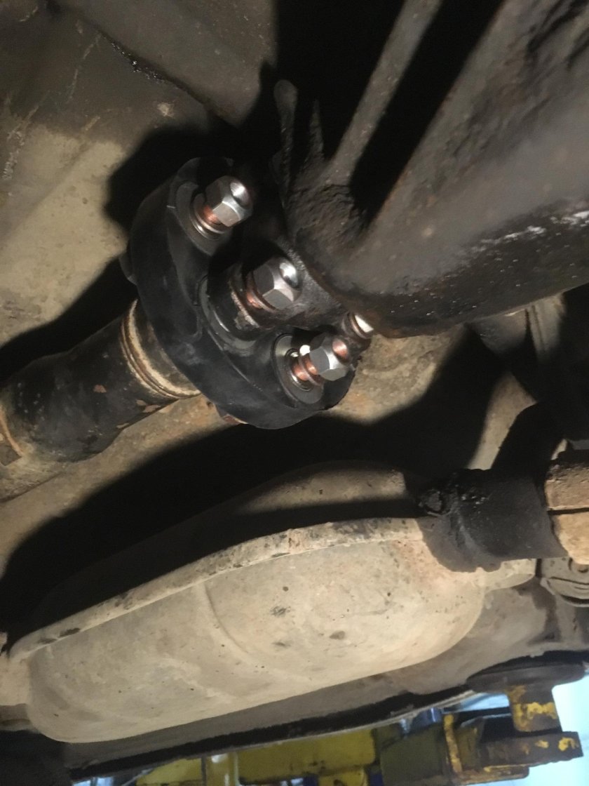 Муфта кардана Мерседес w202