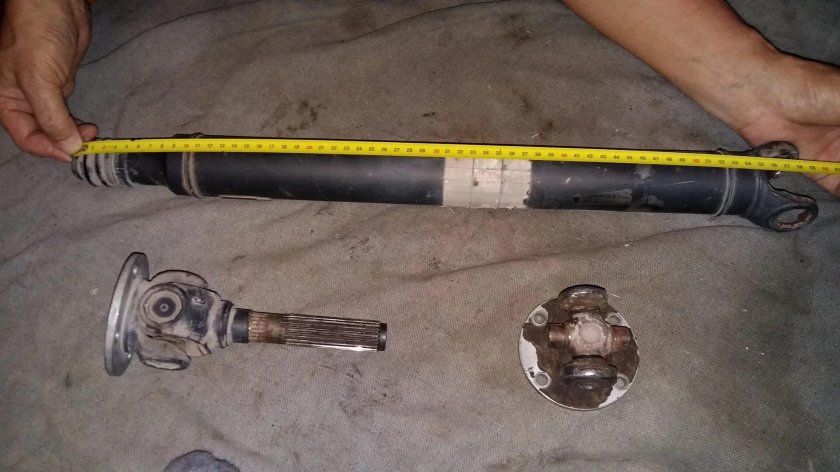 Карданный вал Мерседес w210