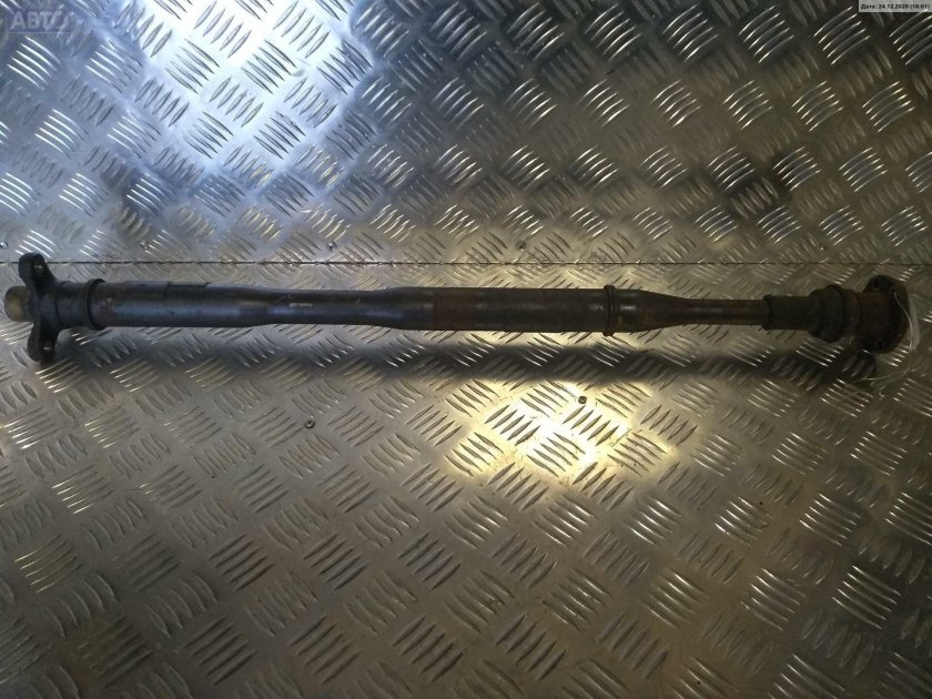 Карданный вал Mercedes 124