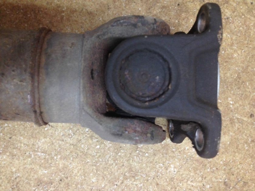 220 Мерседес карданный вал