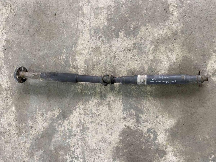 Карданный вал w210