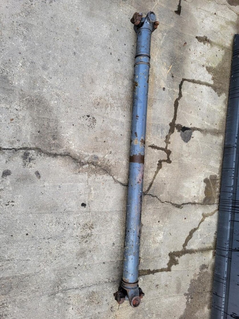 Вал карданный 31105