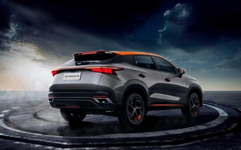Кроссовер Omoda 5