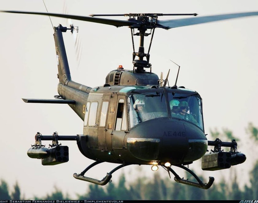 Uh 1 вертолет