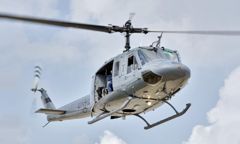 Uh 1 вертолет