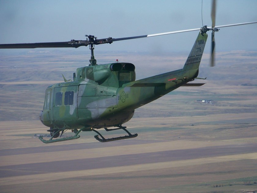 Вертолет uh-1c