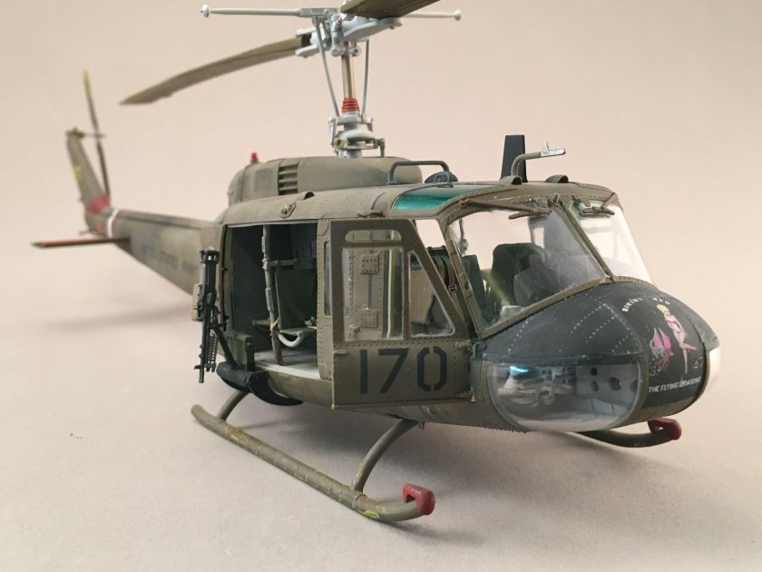 Uh-1n 1/48 Kitty Hawk