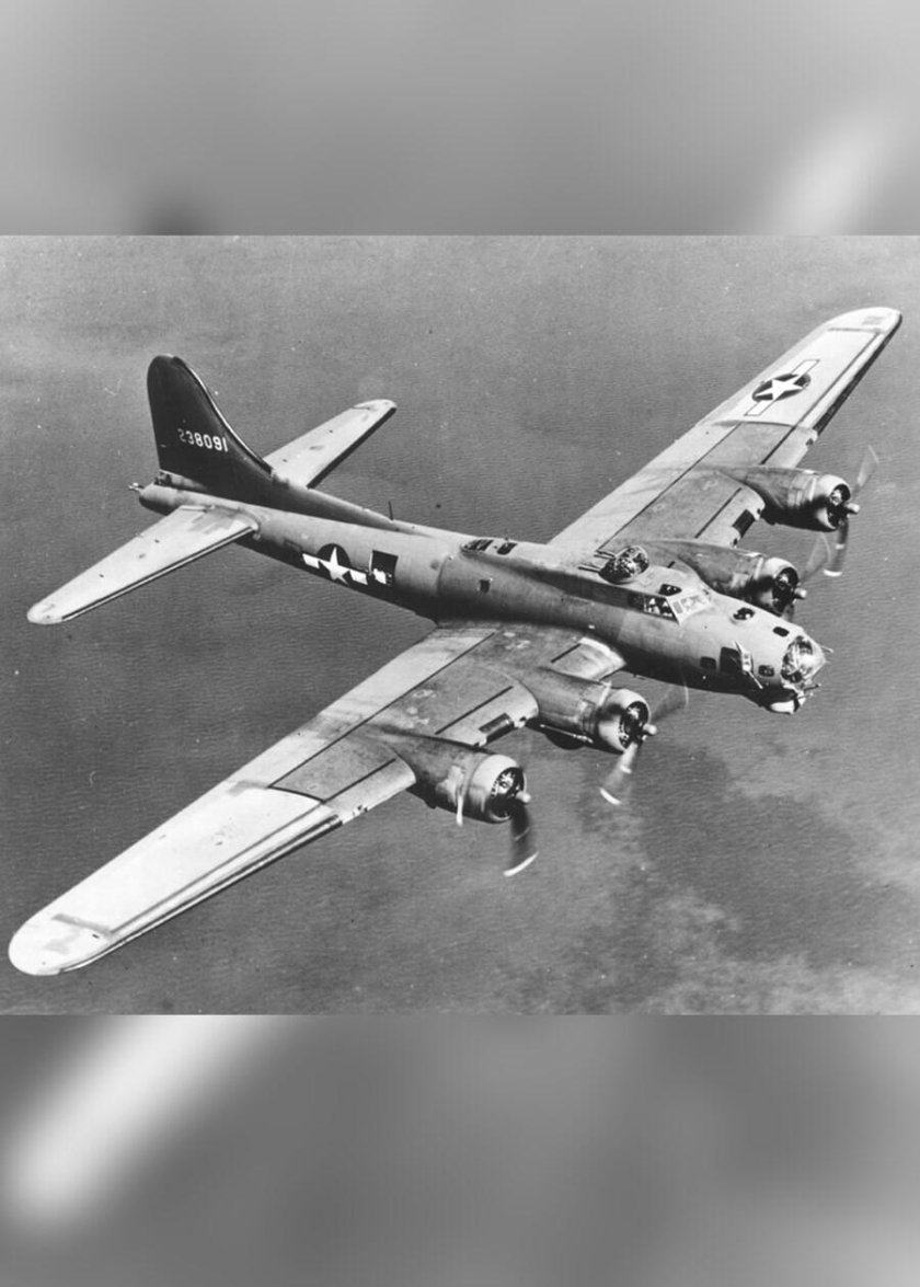 Американский бомбардировщик b-17