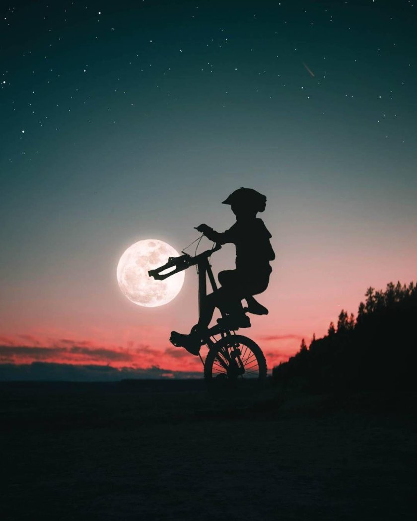 Велосипедист ночью