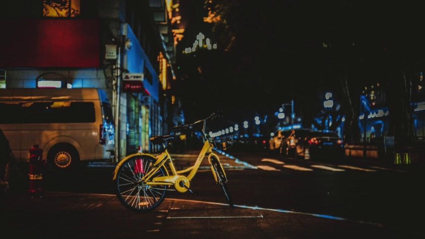 Велосипед в городе