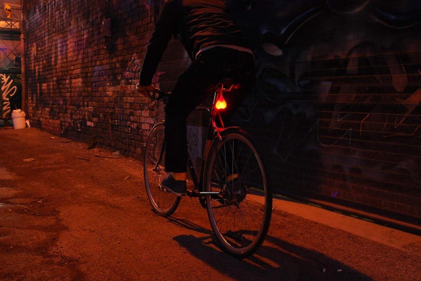 Фонарик для велосипеда