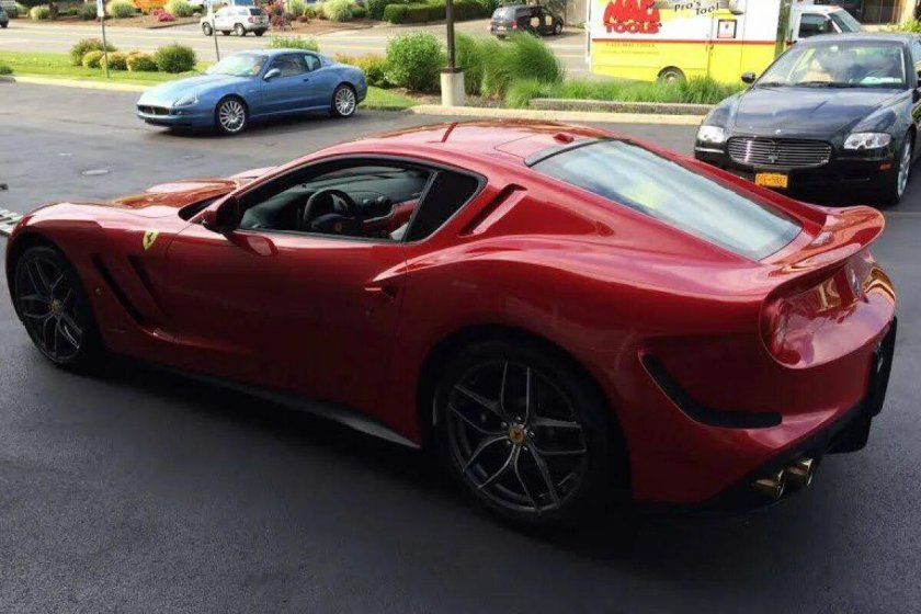 Ferrari f12 Berlinetta TRS