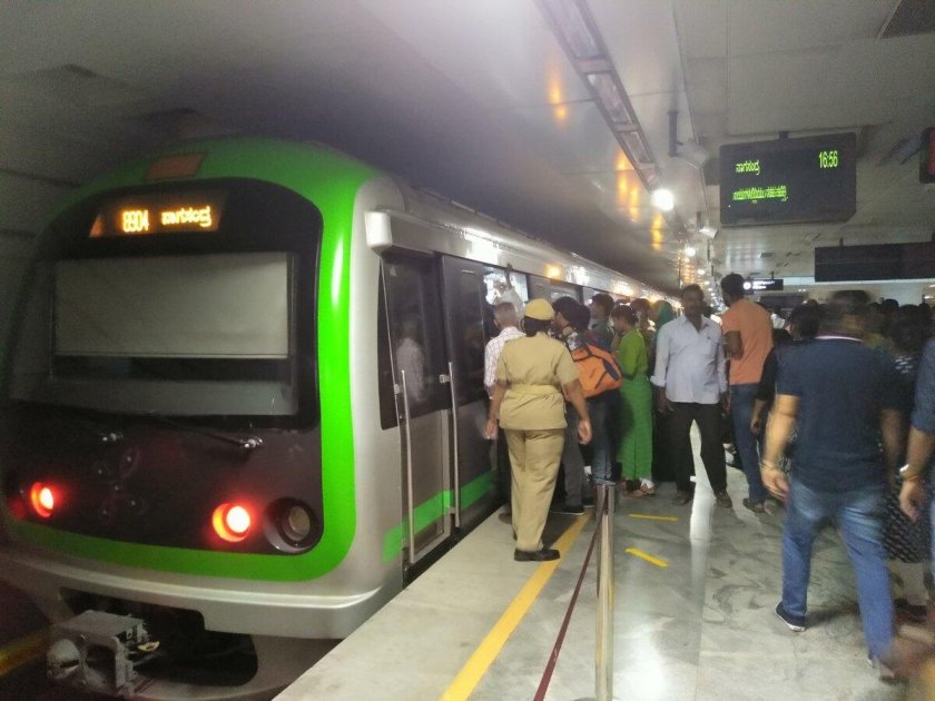 Метро Нью Дели