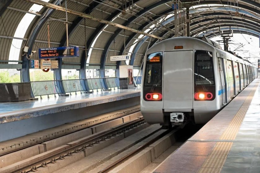 Delhi metro rail