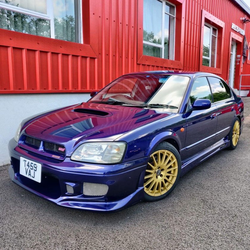 Subaru legacy 2