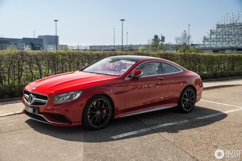 Мерседес-Бенц s63 AMG красный
