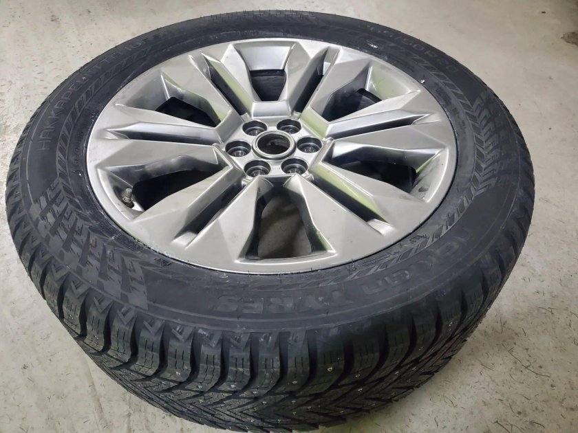 At резина на Kia Mohave