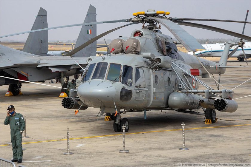 Ми-17 вертолет