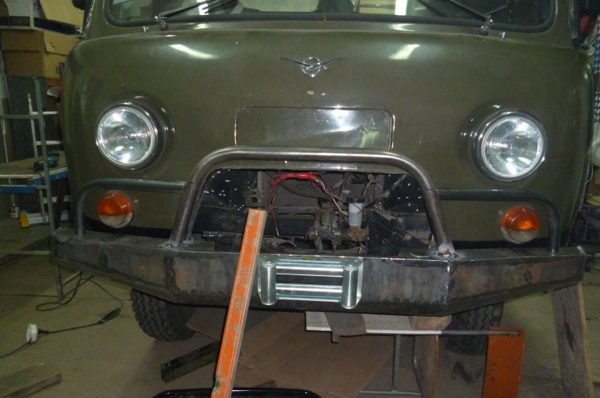 Силовой бампер УАЗ 3303