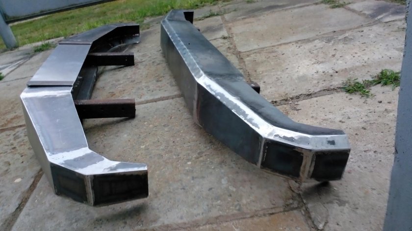 Задний бампер УАЗ 469 из швеллера