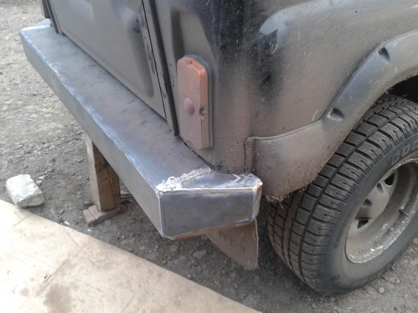 Задний бампер УАЗ 469 из швеллера