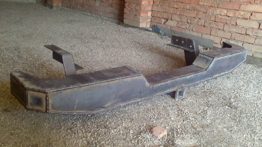 Силовой бампер 6520 задний