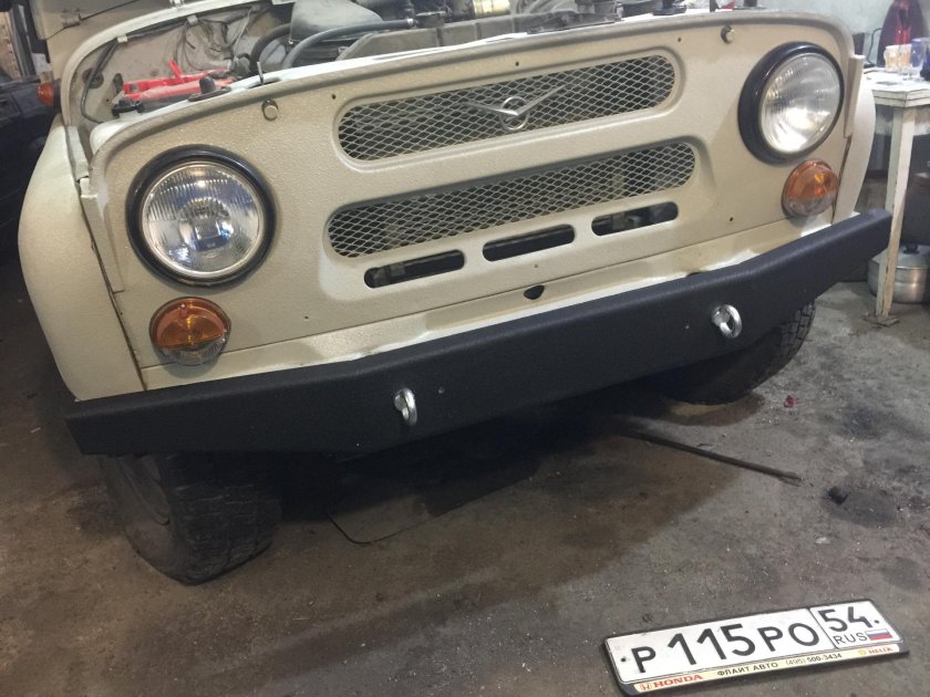 Передний силовой бампер уаз 469