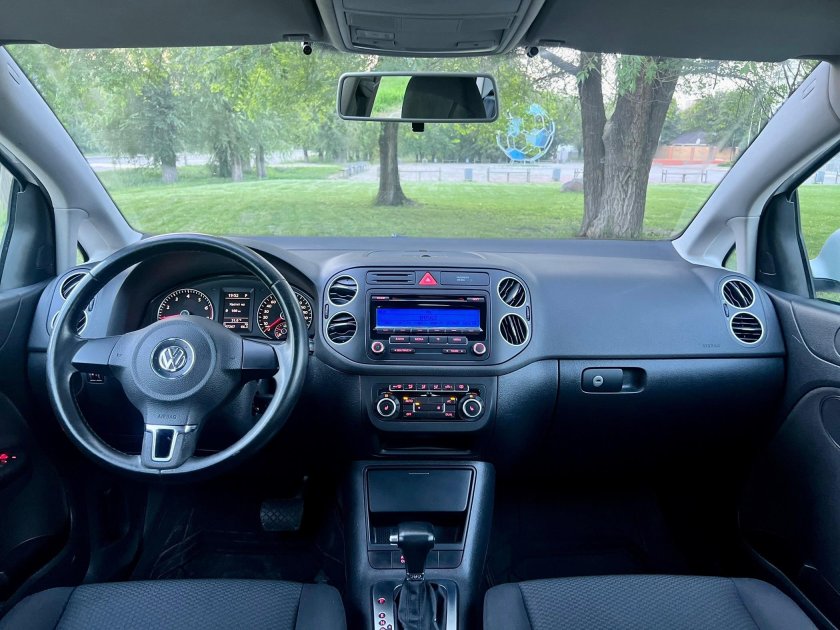 Фольксваген гольф плюс 2010