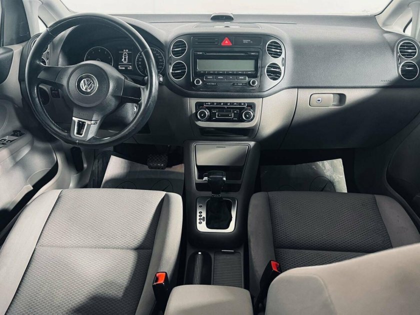 Volkswagen golf plus i