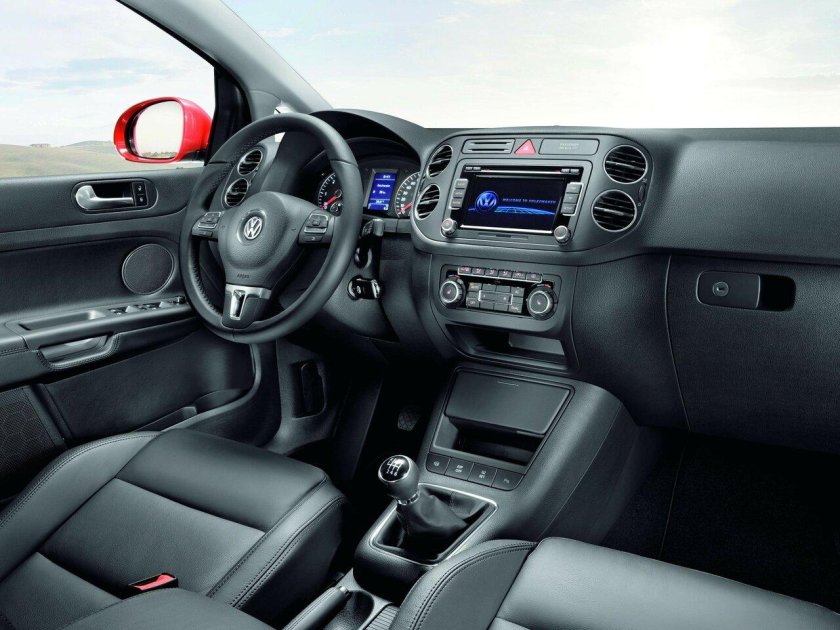 Volkswagen Golf Plus, 2010 салон