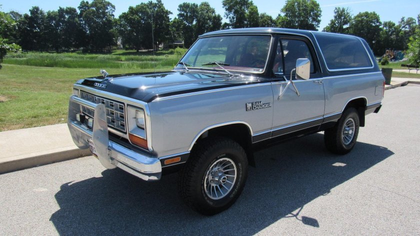 Dodge Ramcharger 1983