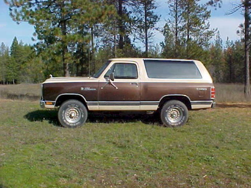 Dodge ramcharger