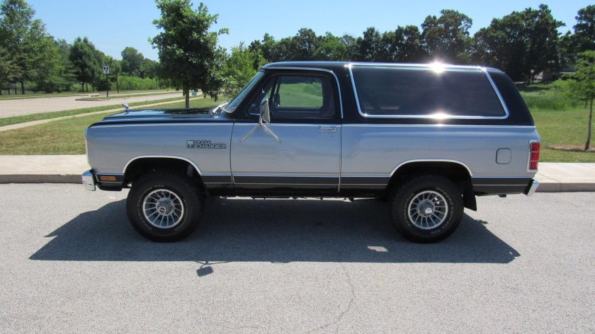 Dodge Ramcharger 1983