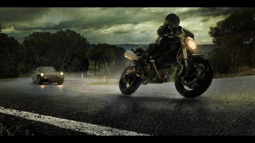 Мотоцикл на природе