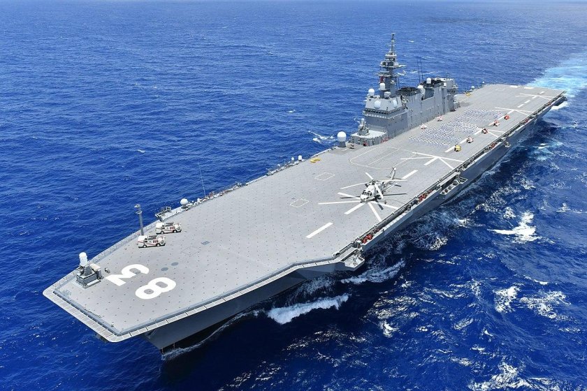 Идзумо вертолетоносец