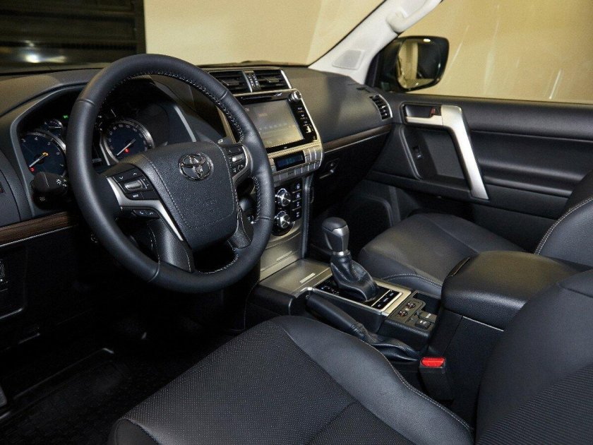 Toyota Land Cruiser Prado 2020