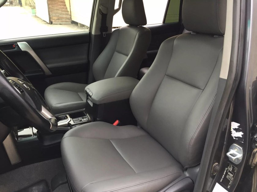 Land Cruiser Prado салон сзади