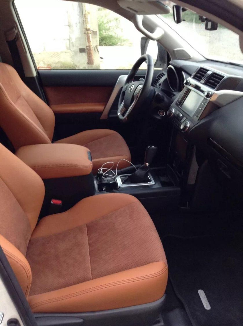 Тойота Прадо 150 салон