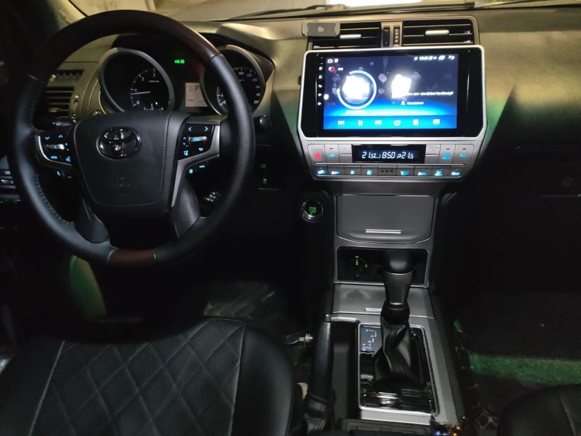 Тойота Прадо 150 тюнинг салона