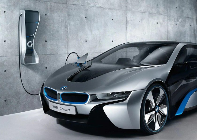Электро BMW i8