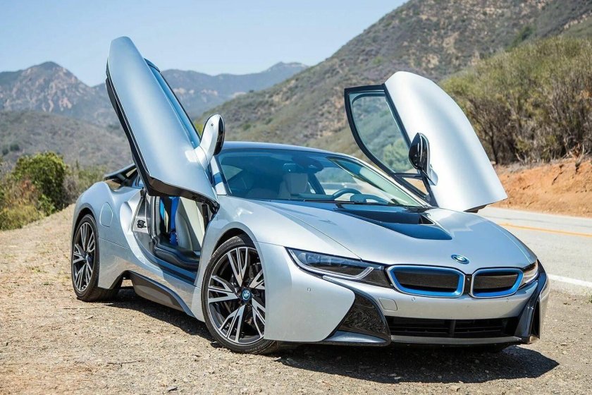 БМВ электрокар i8
