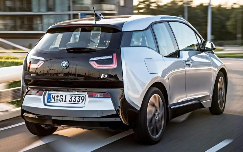 Электро БМВ i3