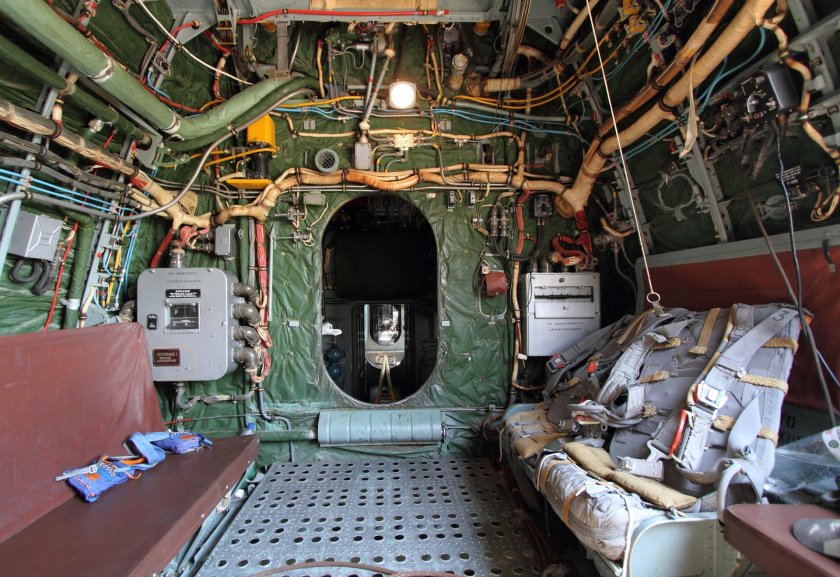 Бе-12 кабина штурмана